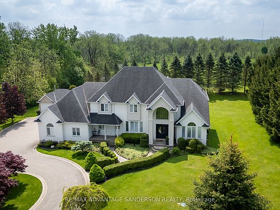 3rd image of 20735 Denfield Rd