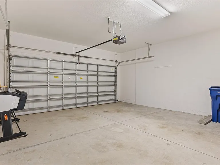 5312 Fairfield Blvd — Photo 37