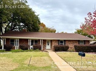 1015 Rocky Canyon Dr, Arlington, TX 76012