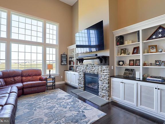 5th image of 339 Ecker Dr