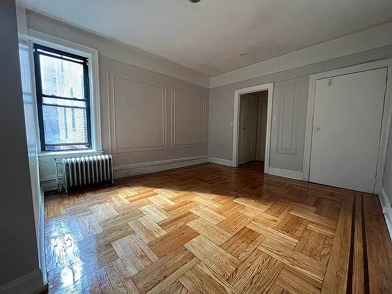 2101 Westbury Ct #2B — Photo 2