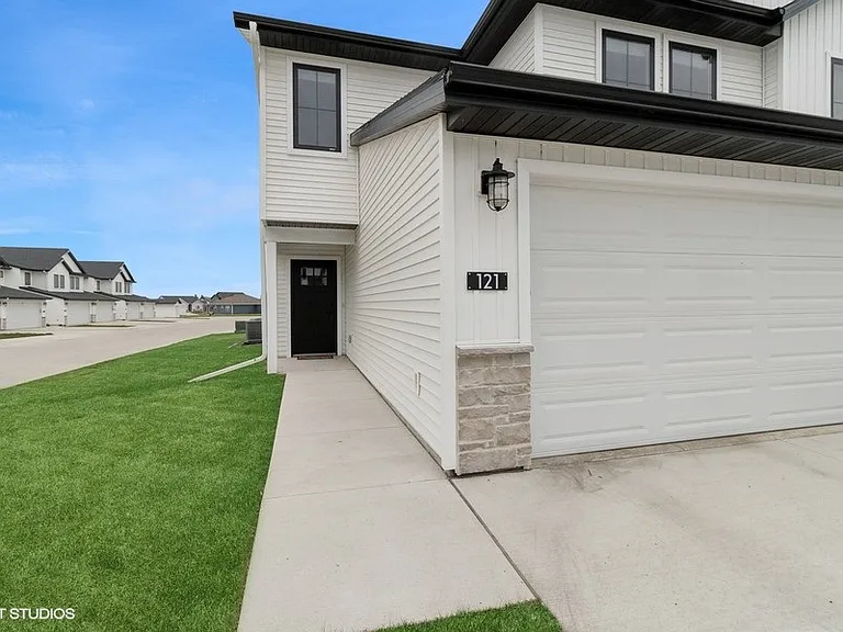 Edgeland Bondurant — Photo 40
