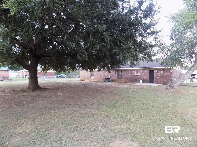 23266 Wilson Dr — Photo 13