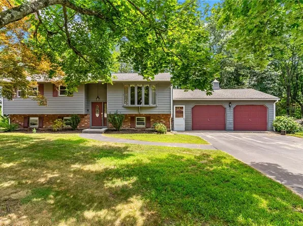 233 Blackrock Rd, Coventry, RI 02816