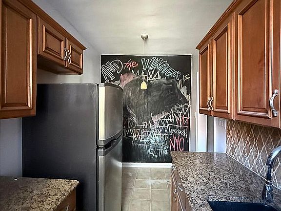 4th image of 360 Clinton Ave APT 2L