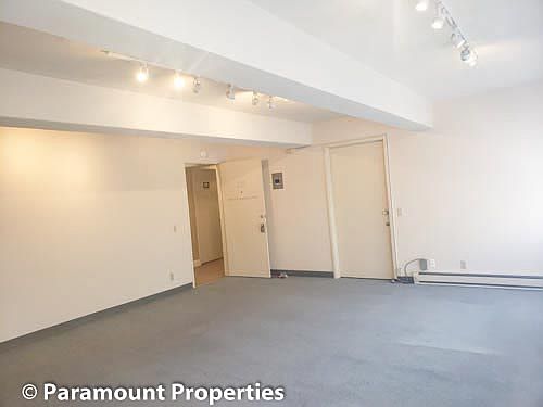 2nd image of 140 Franklin St #207