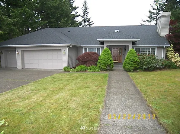 11232 Fieldstone Ln NE, Bainbridge Island, WA 98110