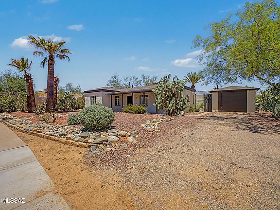 3rd image of 3975 E Louis Ln