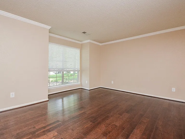 10 Ridgecross Pl — Photo 5