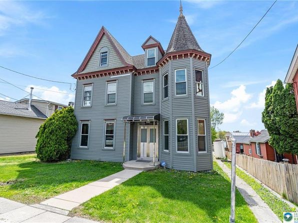7818 Main St, Fogelsville, PA 18051