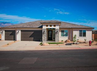 3086 W Coronado Dr, Hurricane, UT 84737