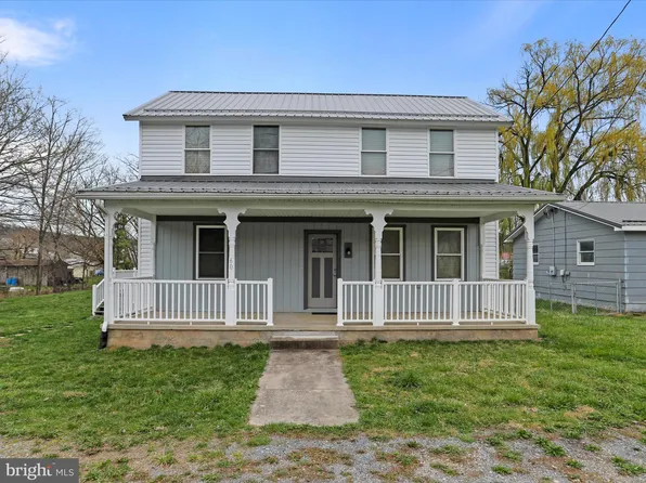 60 Prospect St, Springfield, WV 26763