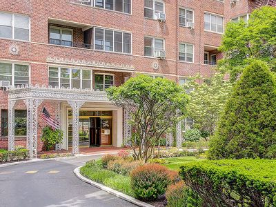 67-38 108th St APT D32, Queens, NY, 11375