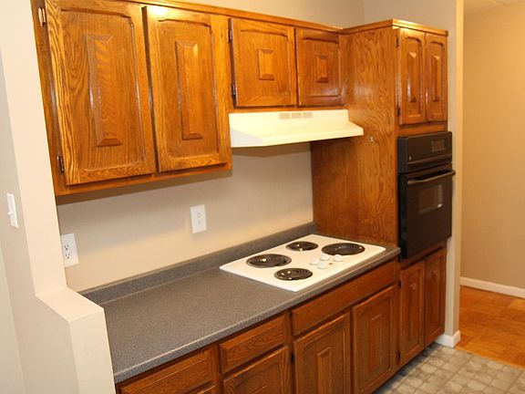 3rd image of 461 New Milford Ave APT 23
