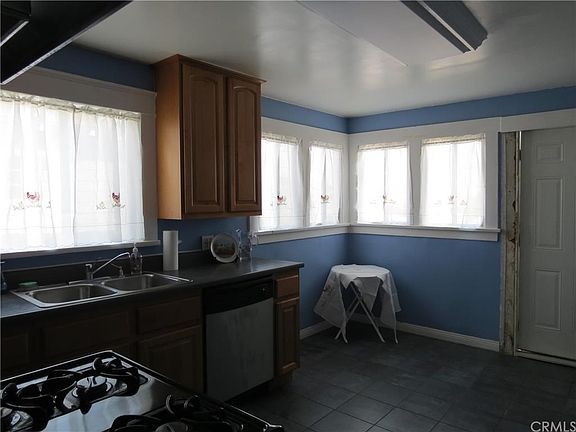 5th image of 1134 Rosalind Ave