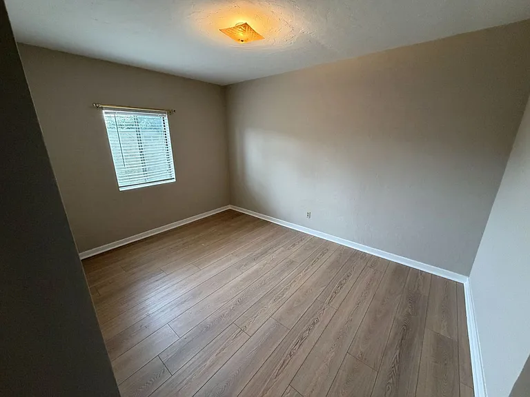 3818 Arizona Street — Photo 7