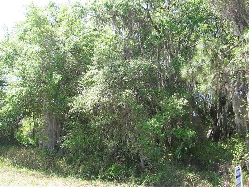 2nd image of Constitution Dr