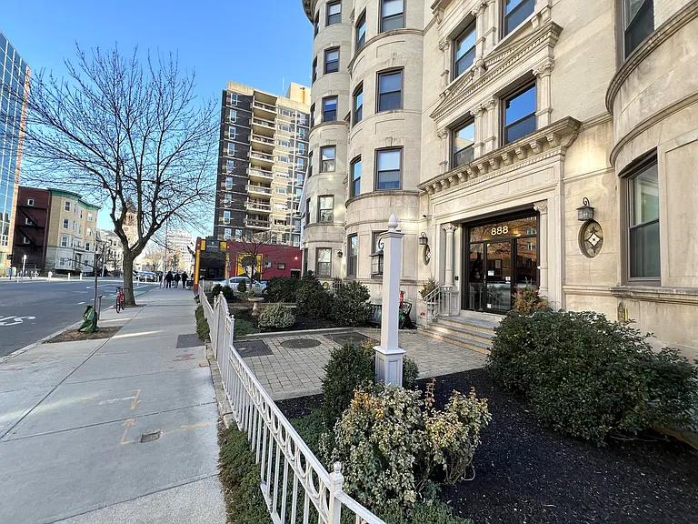 888 Mass Ave #418 — Photo 3
