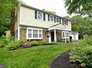 12411 Radnor Ln, Laurel, MD 20708