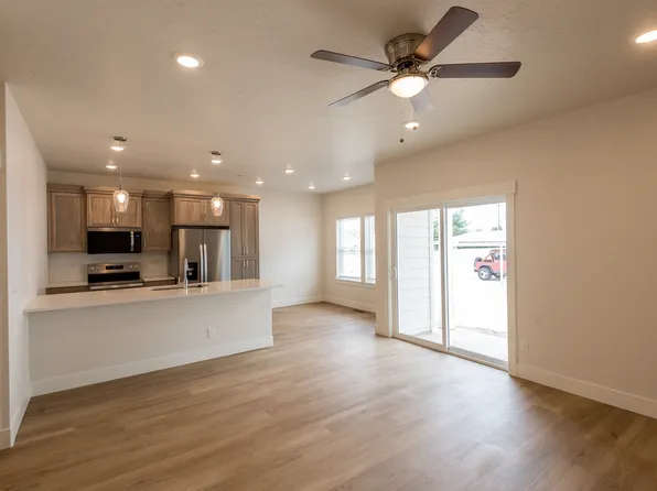 1800 N 7th Ave #203, Payette, ID 83661