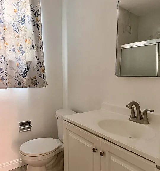 4848 Elmwood Ave #3 — Photo 10
