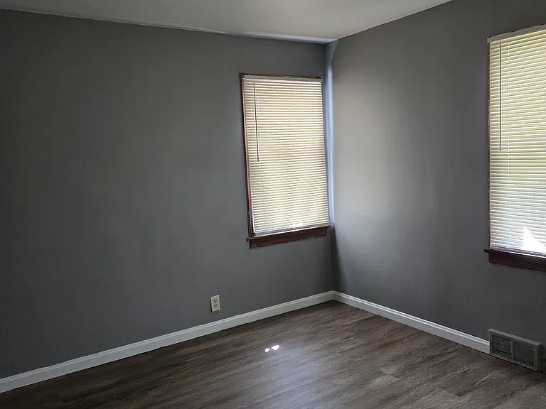 1st Room
