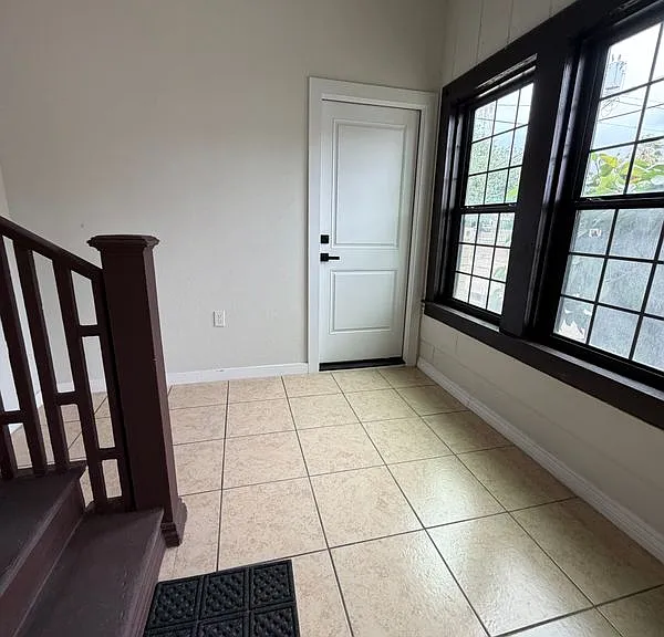 221 E 3rd St #BOTTOM — Photo 5