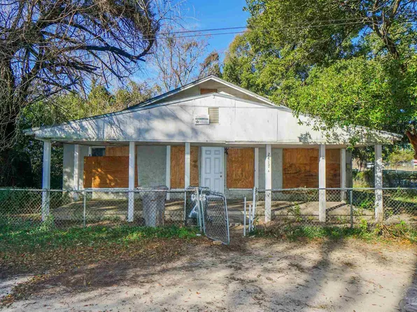 2417 N V St #A, Pensacola, FL 32505