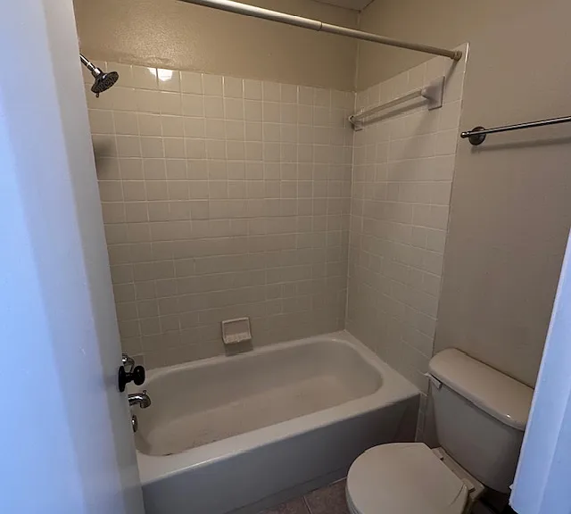 10128 Lake Oak Cir — Photo 10
