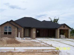 2005 SW Birch St, Bentonville, AR 72712