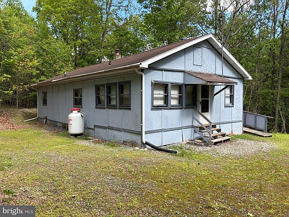 4th image of 9766 Valley View Rd