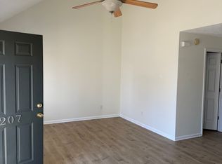 207 Maple Leaf Ln, Nicholasville, KY 40356