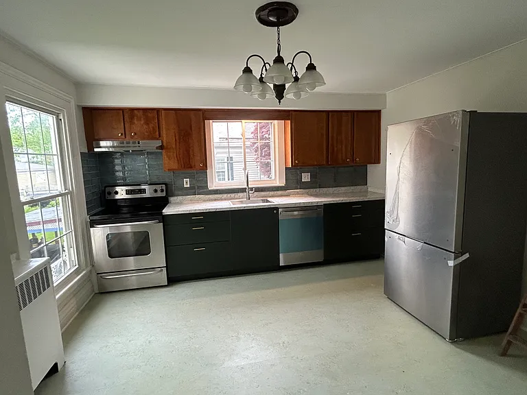 7 Hillcrest St #2 — Photo 4