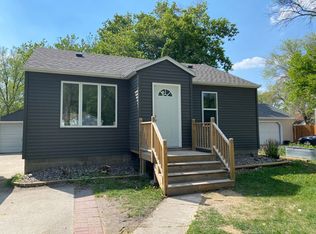1309 15th St S, Fargo, ND 58103