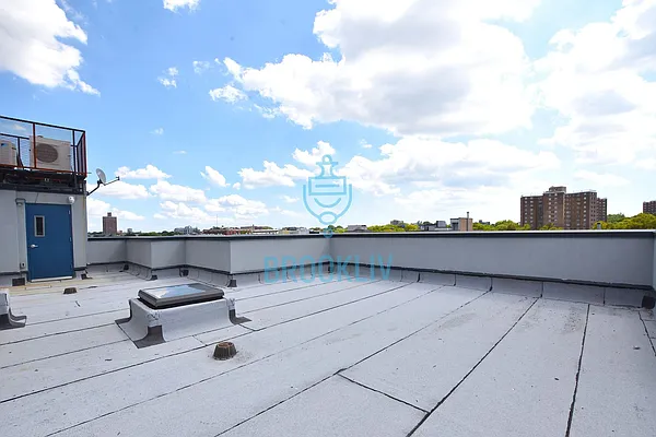 Rented by null | media 50