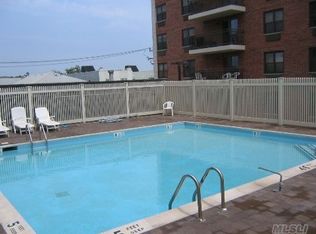 220 W Broadway APT 104, Long Beach, NY 11561