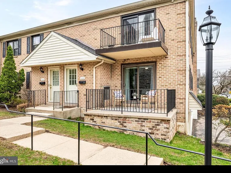 312 Windsor Ave #B — Photo 13