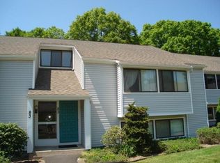 83 Brookwood Dr APT B, Rocky Hill, CT 06067