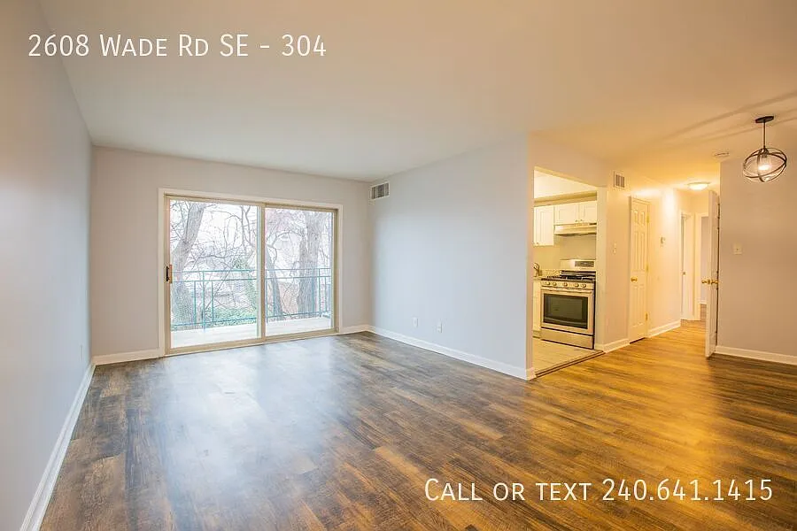 Lovely 2 BR/1 BA Condo in Barry Farms! — Photo 1