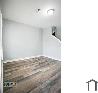 3 bed, $1,900 — Photo 3