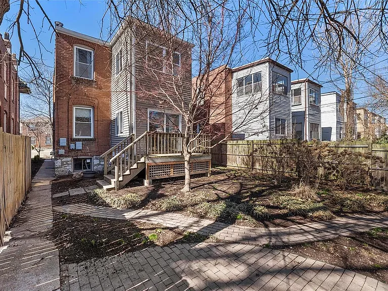 2120 Portis Ave #1F — Photo 18
