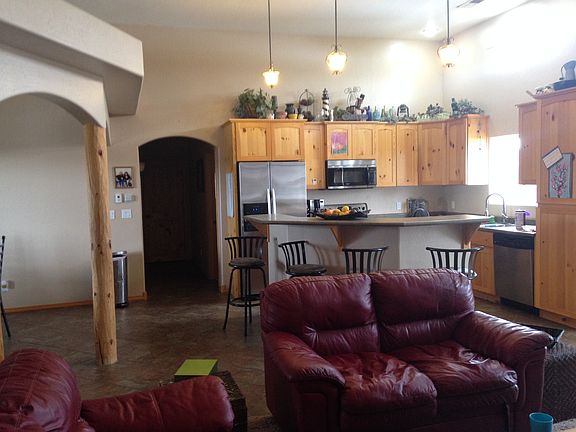 Open kitchen/dinning/living