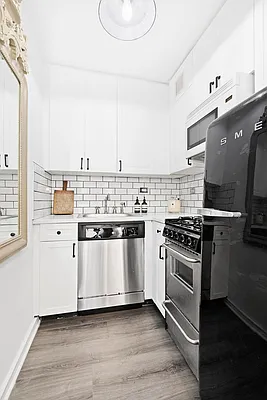 Sold by Corcoran | media 5