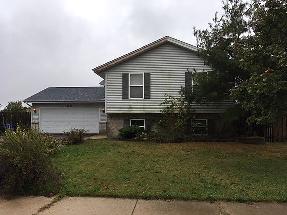 2nd image of 3957 N Port Dr