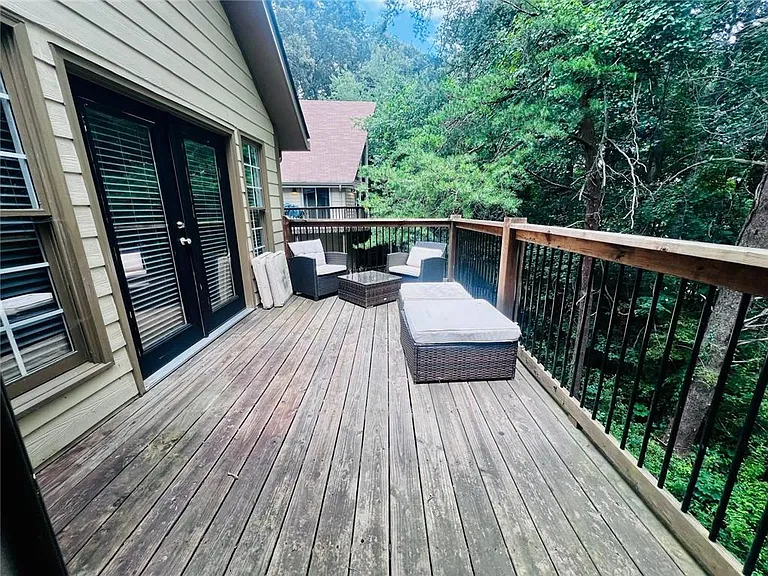 235 Moss Overlook Rd — Photo 13