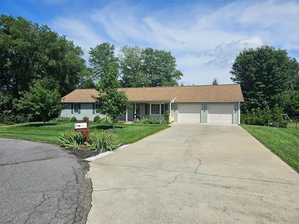 100 Tinsley Ct, Danville, VA 24540