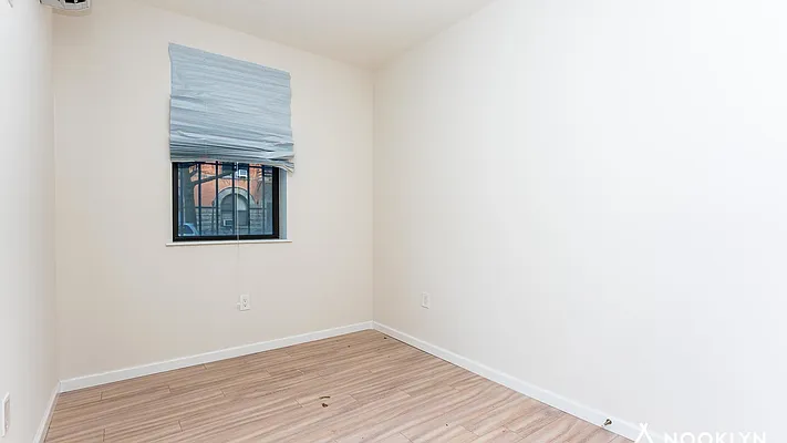 Rented by Nooklyn NYC LLC | media 18