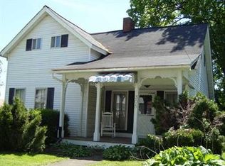 308 E Market St, Mercer, PA