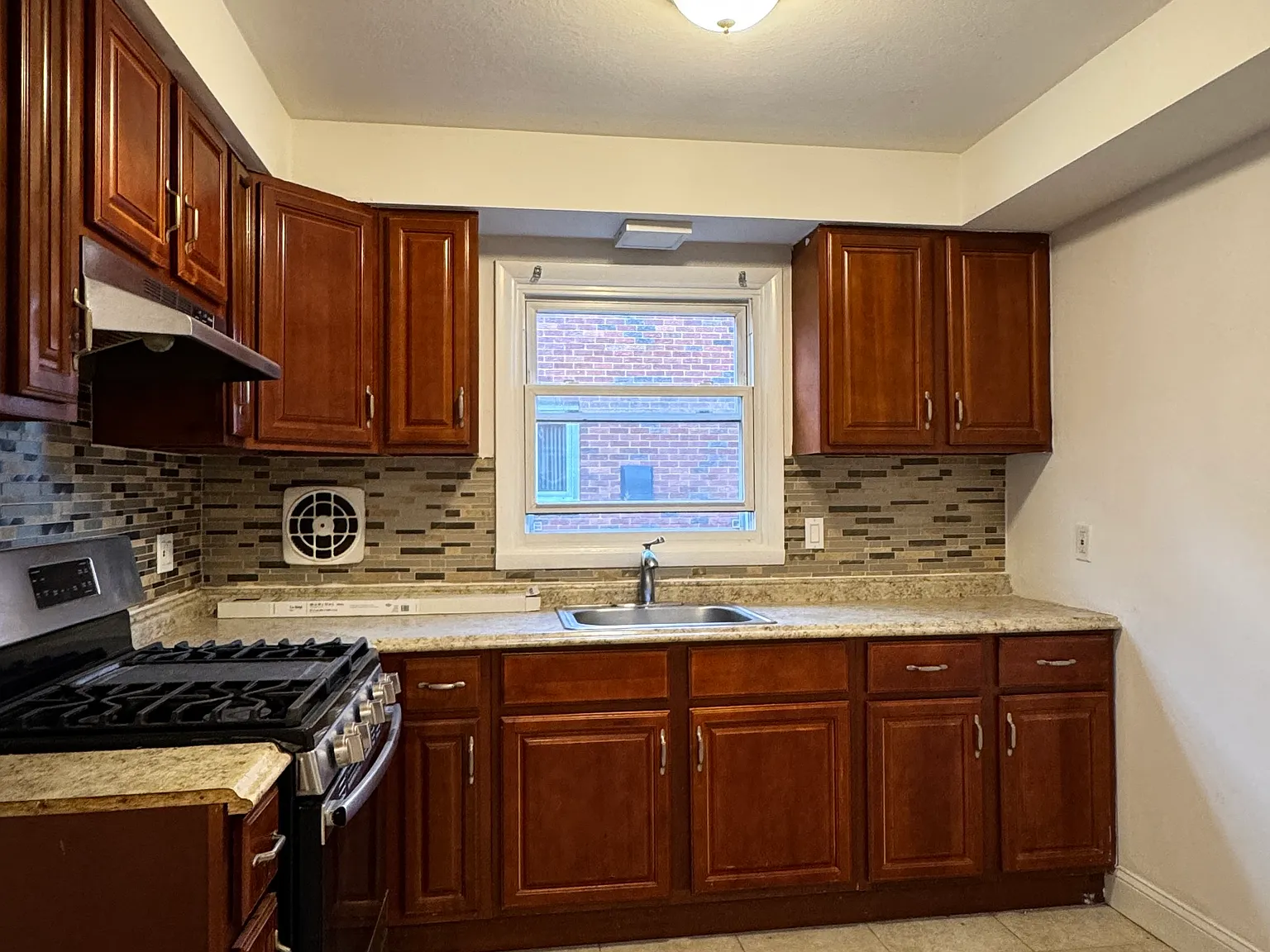 2 bed, $2,250 — Photo 4