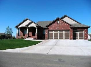3311 N Den Hollow Cir, Wichita, KS 67205